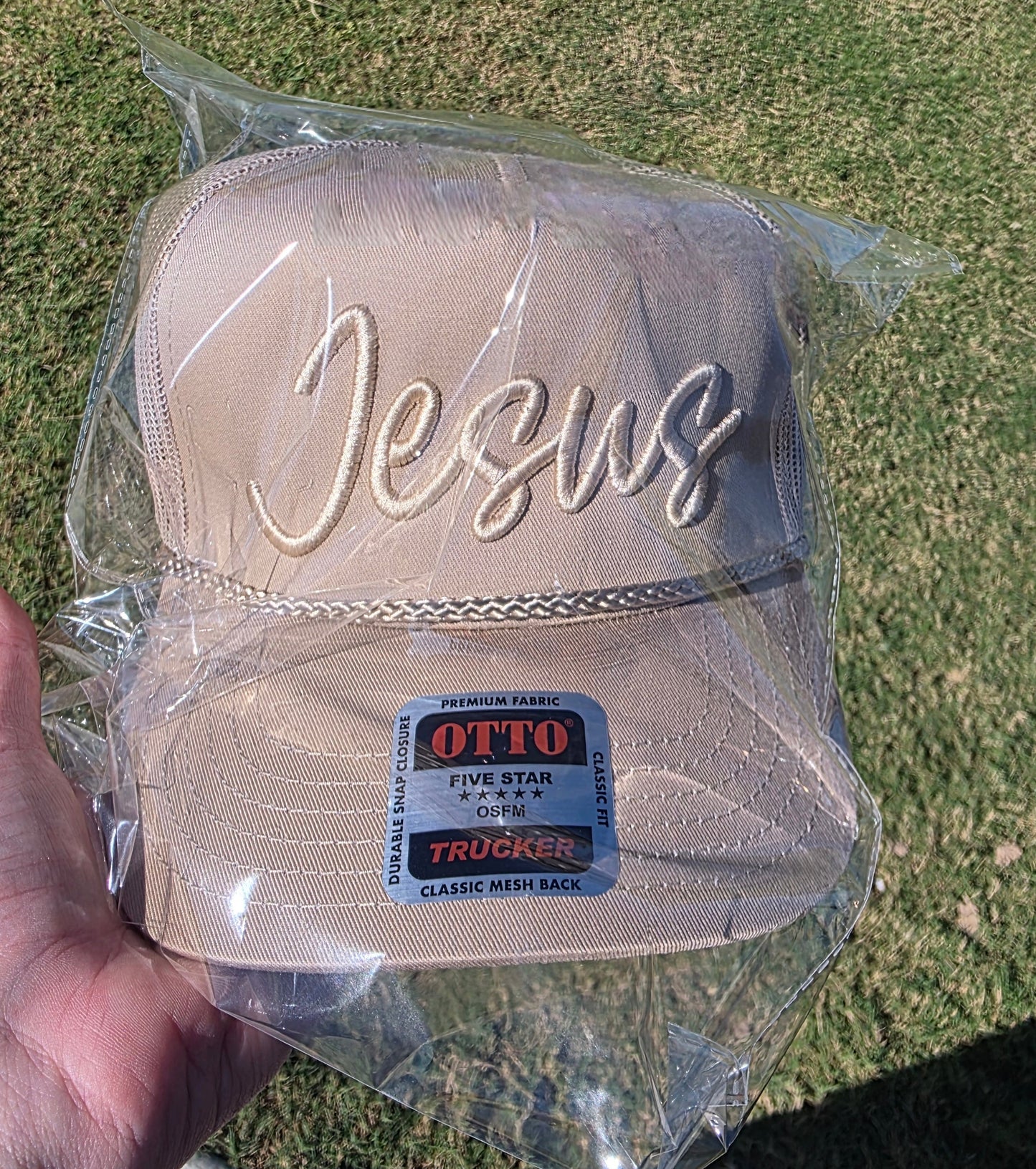 Amen Jesus Puff Embroidered Rope Hat