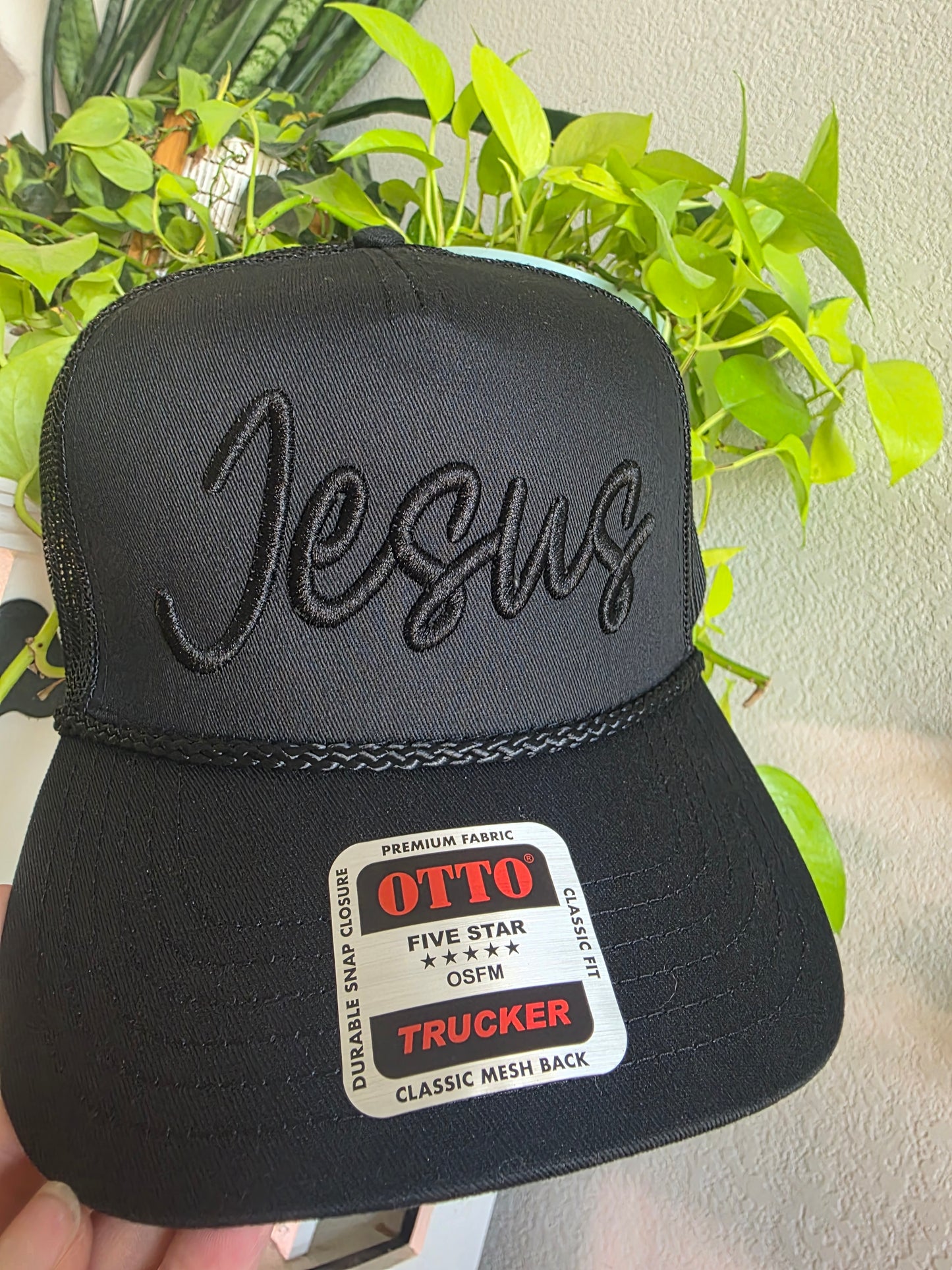 Amen Jesus Puff Embroidered Rope Hat