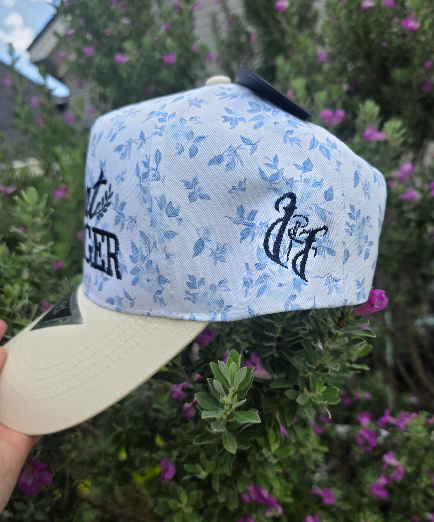 Plant Manager Floral Hat