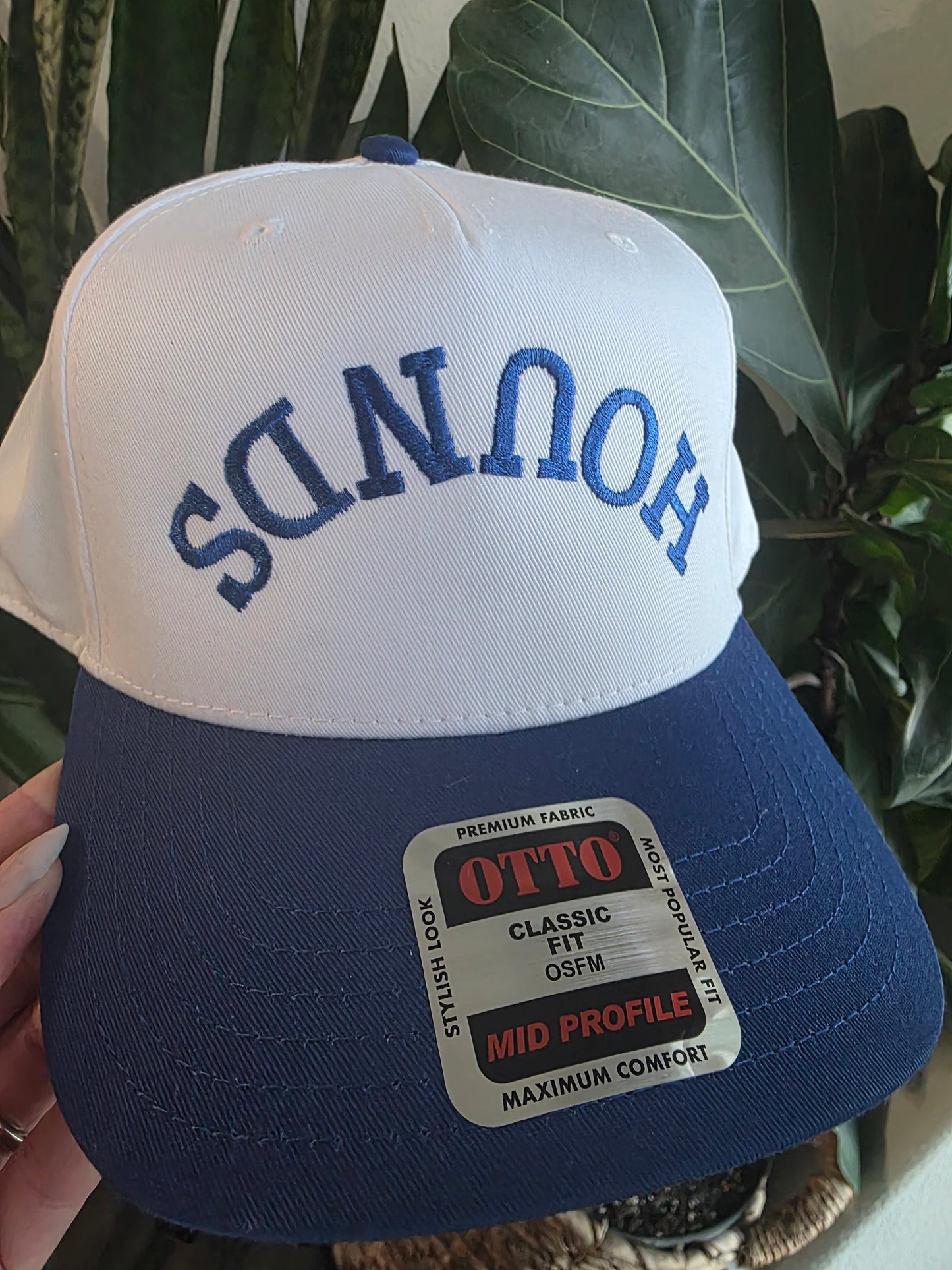 "Hounds" & "Peaster" Upsidedown Trend Cap